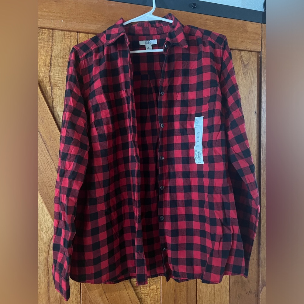 Croft & Barrow Red and Black Plaid Men's Shirt